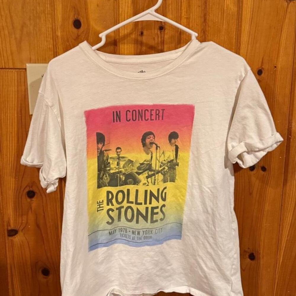 White rolling stones concert tee